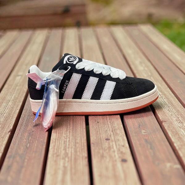 [A137-1] Campus Black