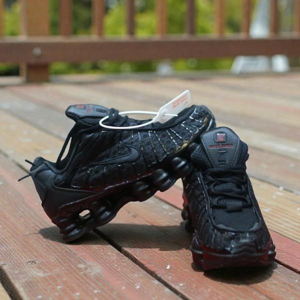 Shox Black
